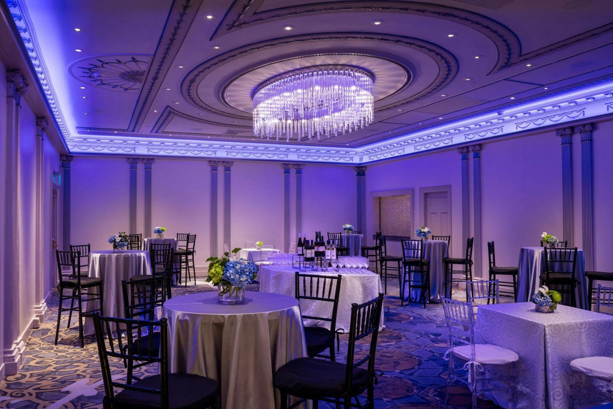 Sheraton Commander Hotel Кеймбридж Екстериор снимка